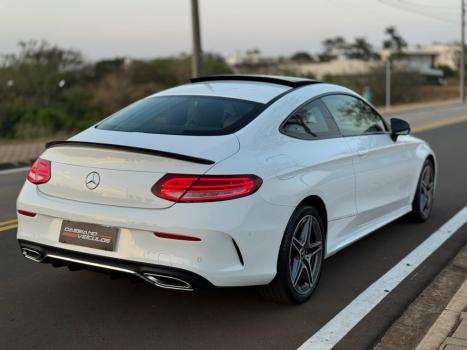 MERCEDES-BENZ C 180 1.6 16V CGI COUPÉ AUTOMÁTICO, Foto 3