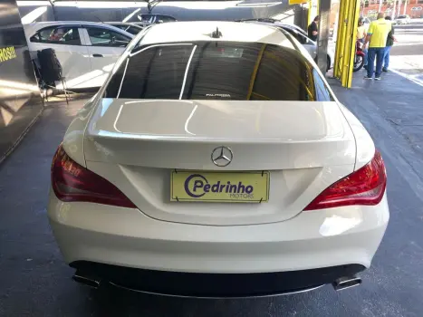 MERCEDES-BENZ CLA 200 1.6 4P FIRST EDITION TURBO AUTOMATIZADO, Foto 7
