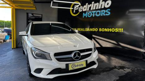 MERCEDES-BENZ CLA 200 1.6 16V 4P URBAN AUTOM�TICO, Foto 2