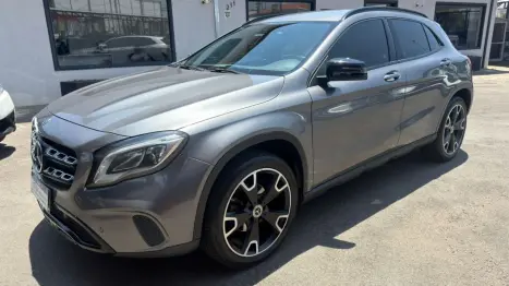 MERCEDES-BENZ GLA 200 1.6 16V 4P FLEX CGI NIGHT TURBO AUTOM�TICO, Foto 1