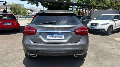 MERCEDES-BENZ GLA 200 1.6 16V 4P FLEX CGI NIGHT TURBO AUTOM�TICO, Foto 7