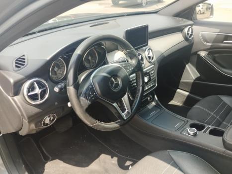 MERCEDES-BENZ GLA 200 1.6 16V 4P CGI ADVANCE TURBO AUTOM�TICO, Foto 9
