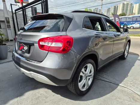 MERCEDES-BENZ GLA 200 1.6 16V 4P FLEX CGI STYLE TURBO AUTOM�TICO, Foto 5