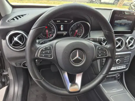 MERCEDES-BENZ GLA 200 1.6 16V 4P FLEX CGI STYLE TURBO AUTOM�TICO, Foto 11