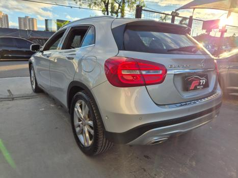 MERCEDES-BENZ GLA 200 1.6 16V 4P CGI ADVANCE TURBO AUTOMÁTICO, Foto 3