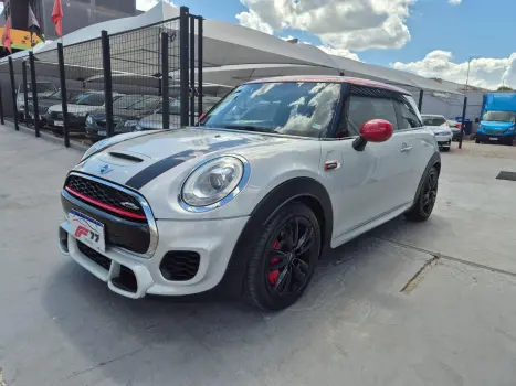 MINI Cooper 1.6 16V JOHN COOPER WORKS, Foto 2