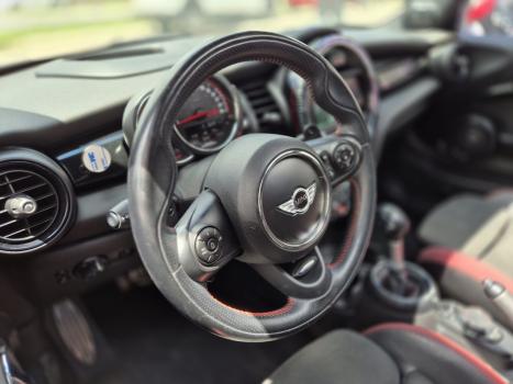 MINI Cooper 2.0 16V 4P TWINPOWER JOHN COOPER WORKS STEPTRONIC AUTOM�TICO, Foto 5