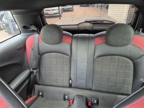 MINI Cooper 2.0 16V 4P TWINPOWER JOHN COOPER WORKS STEPTRONIC AUTOM�TICO, Foto 10