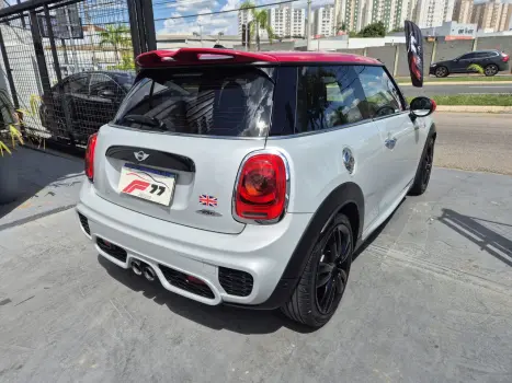MINI Cooper 2.0 16V 4P TWINPOWER JOHN COOPER WORKS STEPTRONIC AUTOM�TICO, Foto 6
