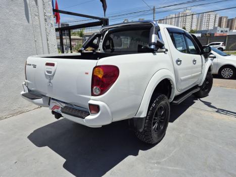 MITSUBISHI L 200 3.5 24V FLEX HPE 4X4  CABINE DUPLA AUTOMTICO, Foto 4