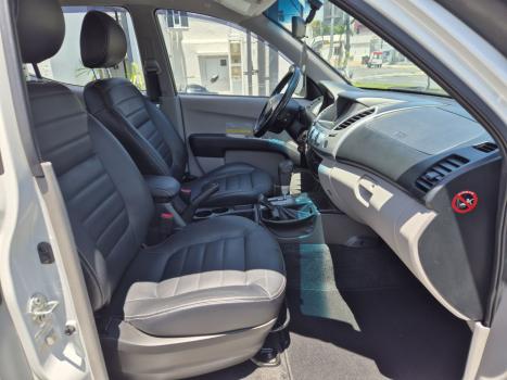 MITSUBISHI L 200 3.5 24V FLEX HPE 4X4  CABINE DUPLA AUTOMTICO, Foto 6