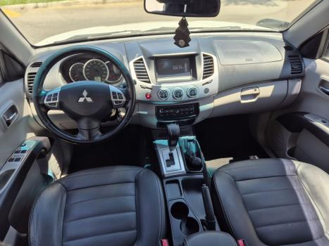 MITSUBISHI L 200 3.5 24V FLEX HPE 4X4  CABINE DUPLA AUTOMTICO, Foto 7
