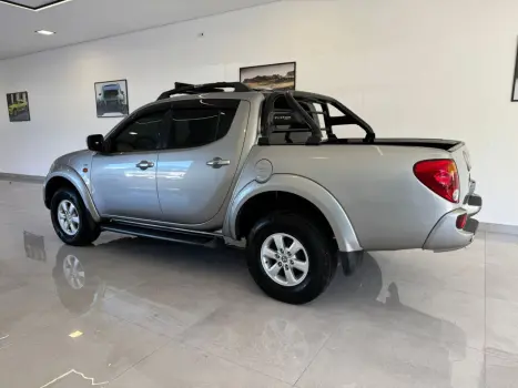 MITSUBISHI L 200 3.5 24V FLEX HPE 4X4  CABINE DUPLA AUTOM�TICO, Foto 4