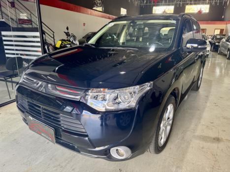 MITSUBISHI Outlander 3.0 V6 24V 4P GT 4X4 AUTOMÁTICO, Foto 2