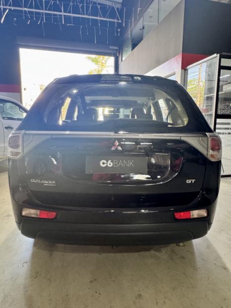 MITSUBISHI Outlander 3.0 V6 24V 4P GT 4X4 AUTOMÁTICO, Foto 6