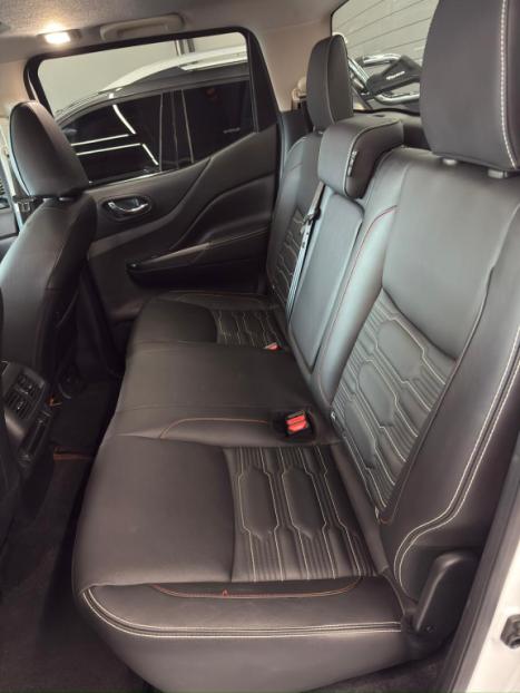 NISSAN Frontier 2.3 16V PRO4X CABINE DUPLA 4X4 BI-TURBO DIESEL AUTOMTICO, Foto 7
