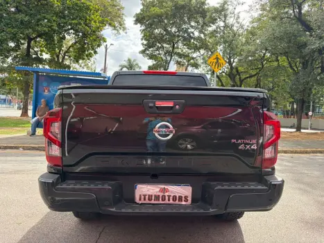NISSAN Frontier 2.3 ATTACK CABINE DUPLA 4X4 BI-TURBO DIESEL AUTOM�TICO, Foto 2