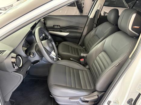 NISSAN Kicks 1.6 16V 4P FLEXSTART EXCLUSIVE XTRONIC AUTOM�TICO CVT, Foto 10