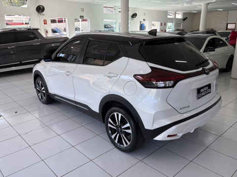 NISSAN Kicks 1.6 16V 4P FLEXSTART EXCLUSIVE XTRONIC AUTOMÁTICO CVT, Foto 3