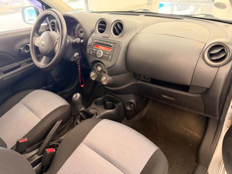 NISSAN March 1.6 16V 4P SV FLEX, Foto 5