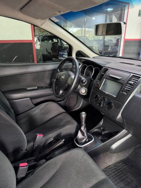 NISSAN Tiida Sedan 1.8 16V 4P FLEX, Foto 6