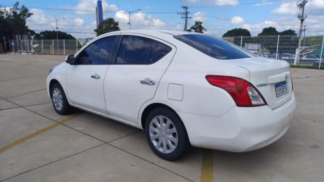 NISSAN Versa Sedan 1.6 16V 4P FLEX SV, Foto 6