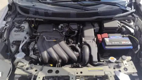 NISSAN Versa Sedan 1.6 16V 4P FLEX SV, Foto 14