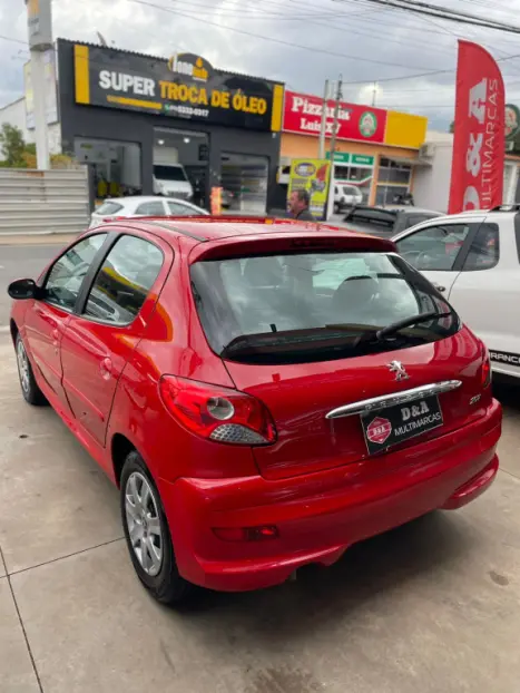 PEUGEOT 207 Hatch 1.4 4P ACTIVE FLEX, Foto 5 PEUGEOT 207 Hatch 1.4 4P ACTIVE FLEX, Foto 5