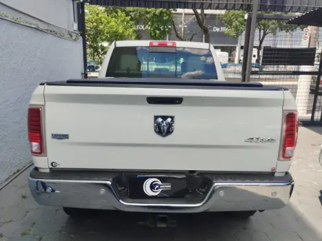 RAM 2500 6.7 I6 24V SLT CABINE DUPLA TURBO DIESEL LARAMIE 4X4 AUTOMTICO, Foto 5