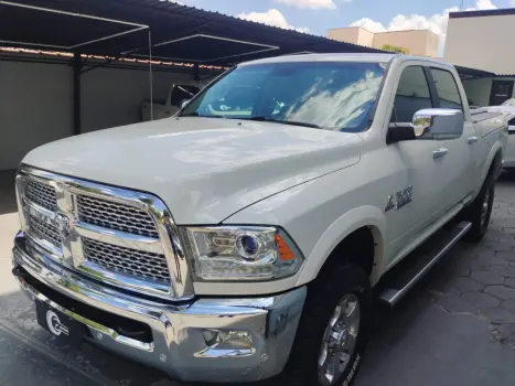 RAM 2500 6.7 I6 24V SLT CABINE DUPLA TURBO DIESEL LARAMIE 4X4 AUTOMTICO, Foto 12