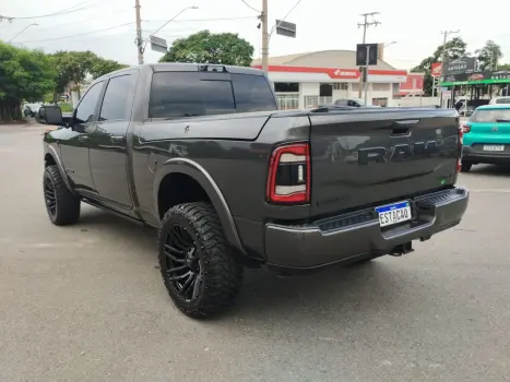 RAM 2500 6.7 I6 24V SLT CABINE DUPLA TURBO DIESEL NIGHT EDITION 4X4 AUTOM�TICO, Foto 12