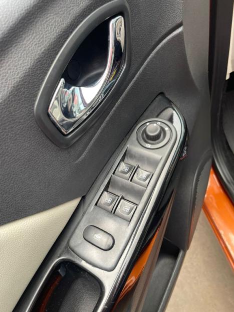 RENAULT Captur 1.6 16V 4P FLEX SCE INTENSE X-TRONIC CVT, Foto 12