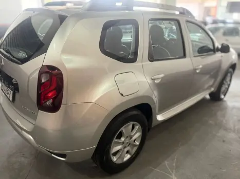 RENAULT Duster 2.0 16V 4P FLEX DYNAMIQUE AUTOMTICO, Foto 6