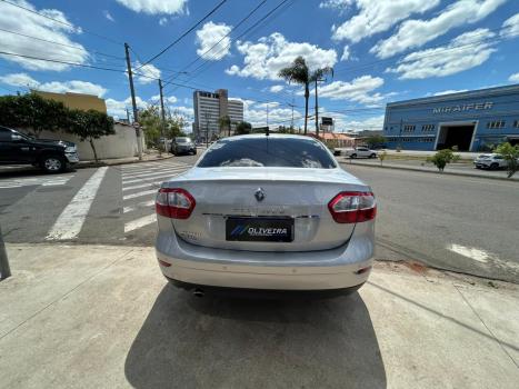 RENAULT Fluence 2.0 16V 4P FLEX DYNAMIQUE AUTOMÁTICO, Foto 10 RENAULT Fluence 2.0 16V 4P FLEX DYNAMIQUE AUTOMÁTICO, Foto 10