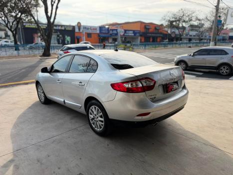 RENAULT Fluence 2.0 16V 4P FLEX DYNAMIQUE AUTOM�TICO, Foto 4