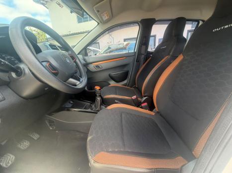 RENAULT Kwid 1.0 12V 4P SCE FLEX OUTSIDER, Foto 9