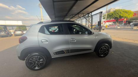 RENAULT Kwid 27 KW E-TECH INTENSE ELTRICO, Foto 4