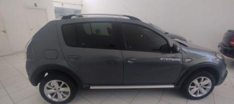 RENAULT Sandero 1.6 16V 4P FLEX STEPWAY AUTOM�TICO, Foto 3