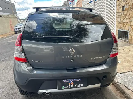 RENAULT Sandero 1.6 16V 4P FLEX STEPWAY AUTOM�TICO, Foto 4