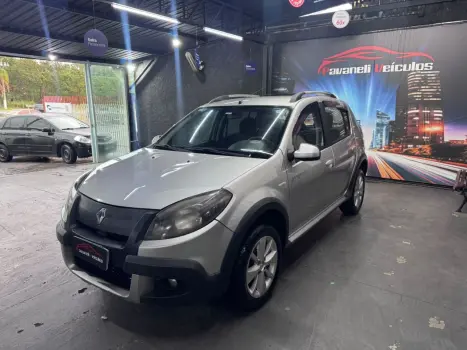 RENAULT Sandero 1.6 16V 4P FLEX STEPWAY AUTOMÁTICO, Foto 2