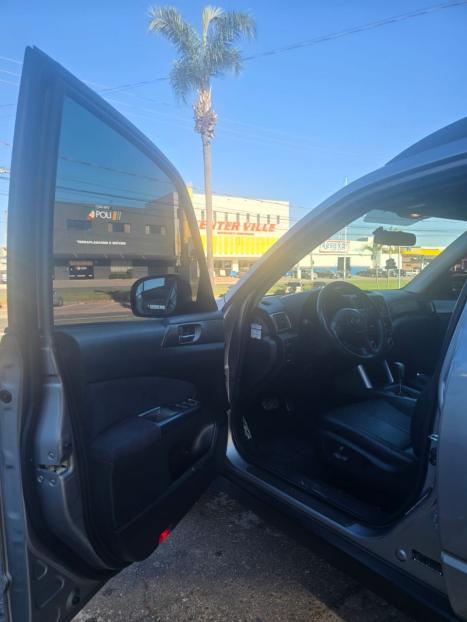 SUBARU Forester 2.0 16V 4P XT 4X4 AUTOM�TICO, Foto 11