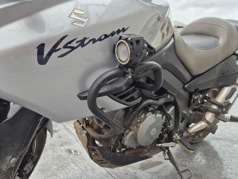 SUZUKI V-Strom DL 1000 , Foto 4
