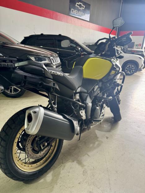 SUZUKI V-Strom DL 1000 XT , Foto 3