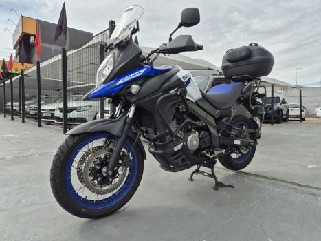 SUZUKI V-Strom DL 650 XT, Foto 2