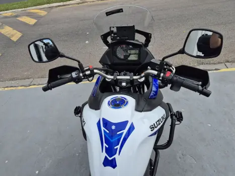 SUZUKI V-Strom DL 650 XT, Foto 4