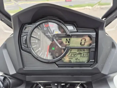 SUZUKI V-Strom DL 650 XT, Foto 5