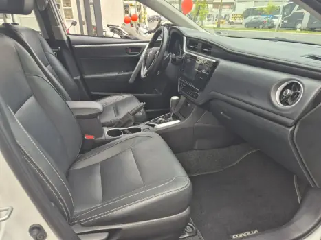 TOYOTA Corolla 2.0 16V 4P FLEX XEI DIRECT SHIFT AUTOM�TICO CVT, Foto 4