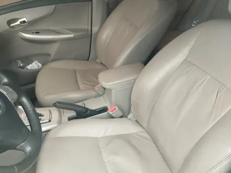 TOYOTA Corolla 2.0 16V 4P FLEX XEI DIRECT SHIFT AUTOM�TICO CVT, Foto 15