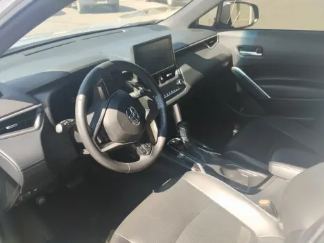 TOYOTA Corolla Cross 2.0 16V 4P FLEX VVT-IE XRE DIRECT SHIFT AUTOM�TICO CVT, Foto 13