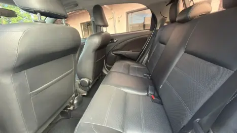 TOYOTA Etios Hatch 1.5 16V 4P FLEX PLATINUM AUTOM�TICO, Foto 10